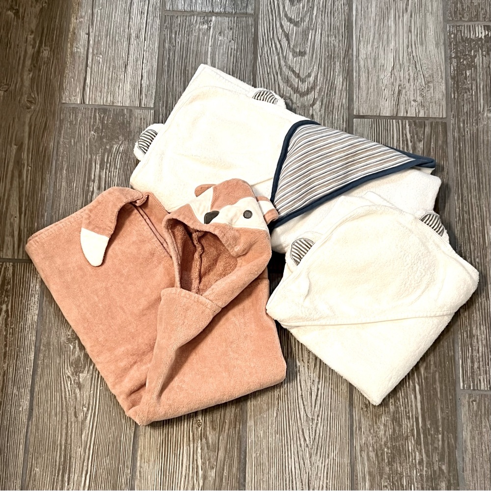 Hooded Bath Towel Bundle [4]